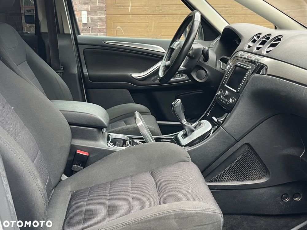 Ford S-Max - 27