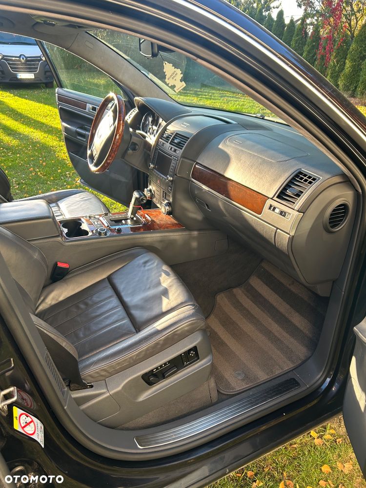 Volkswagen Touareg 5.0 V10 TDI DPF Automatik Exclusive Edition - 16