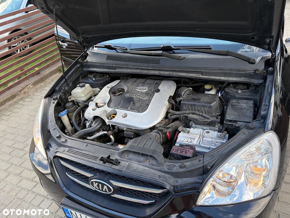 Kia Carens - 34