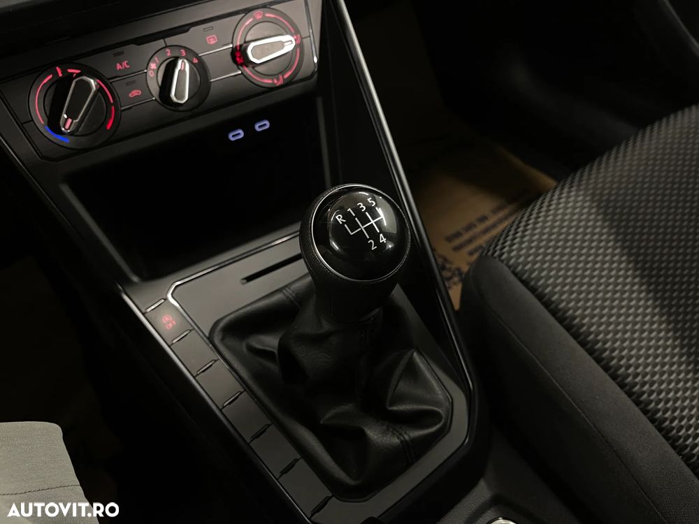 Volkswagen Polo 1.0 Trendline - 19