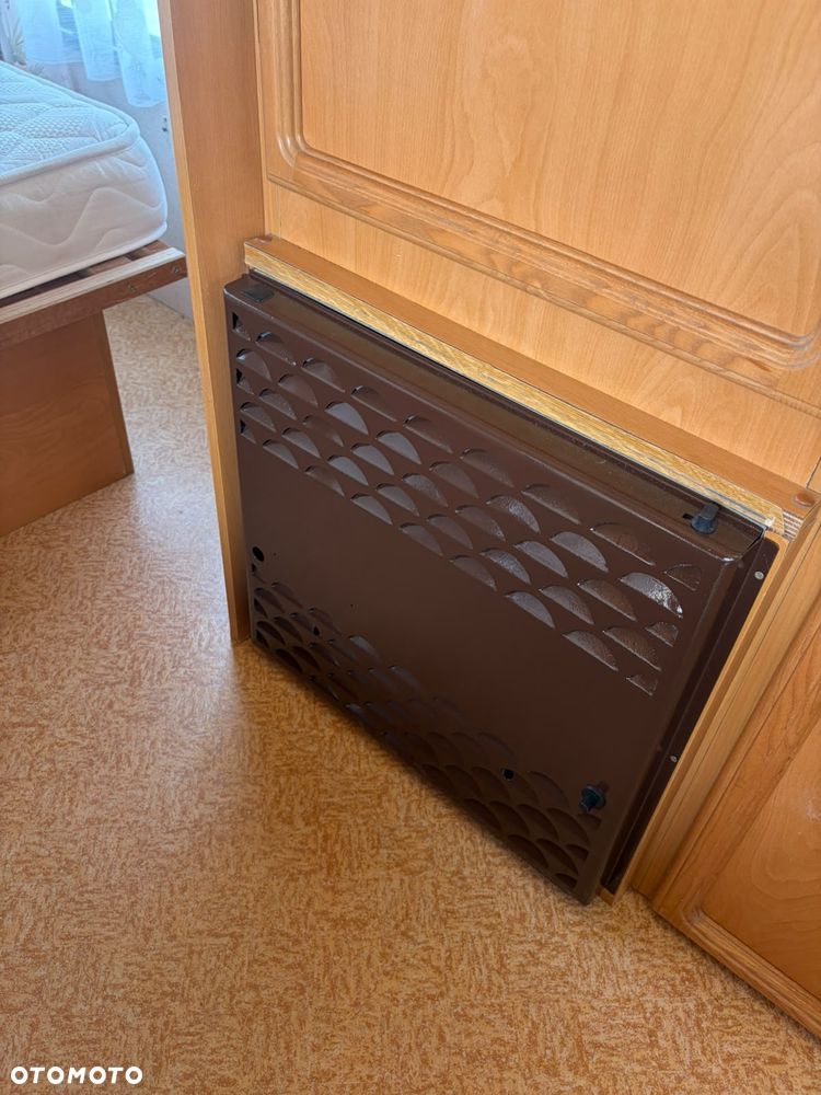 Caravelair B4502 - 12