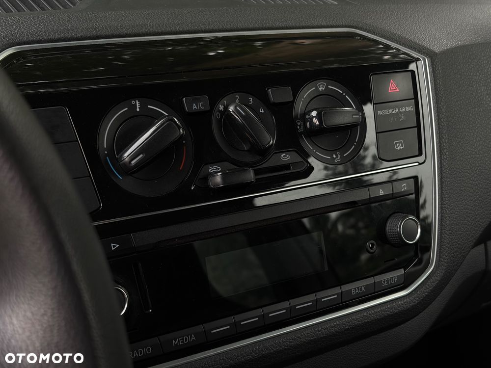 Volkswagen up! - 11