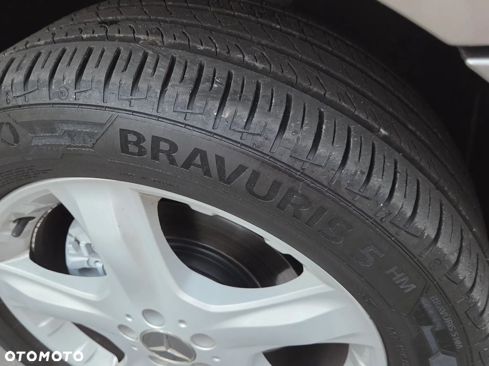 Mercedes-Benz ML - 32