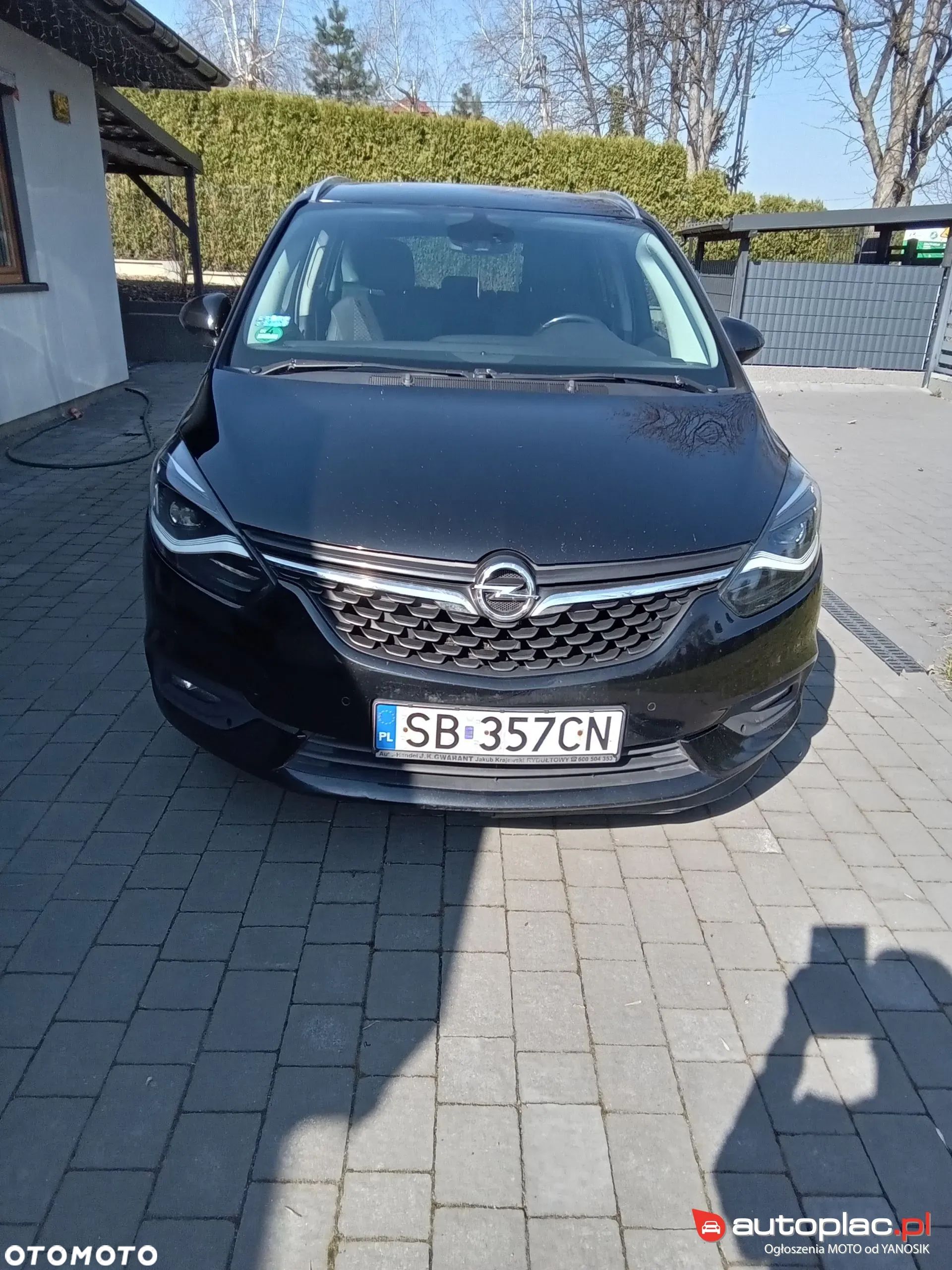 Opel Zafira - 1