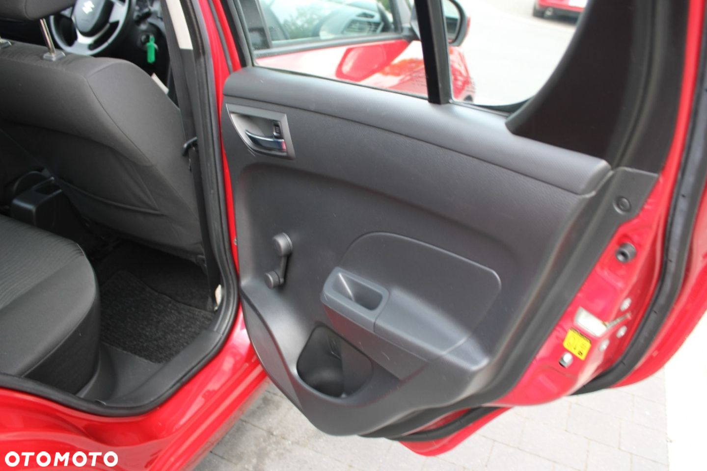 Suzuki Swift - 25