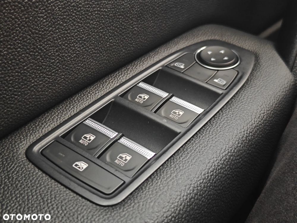 Renault Captur 1.6 E-TECH Full Hybrid 145 Intens - 20