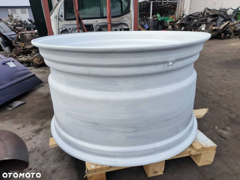 FELGA TRAKTOR NEW HOLLAND T8.390 42 - 4