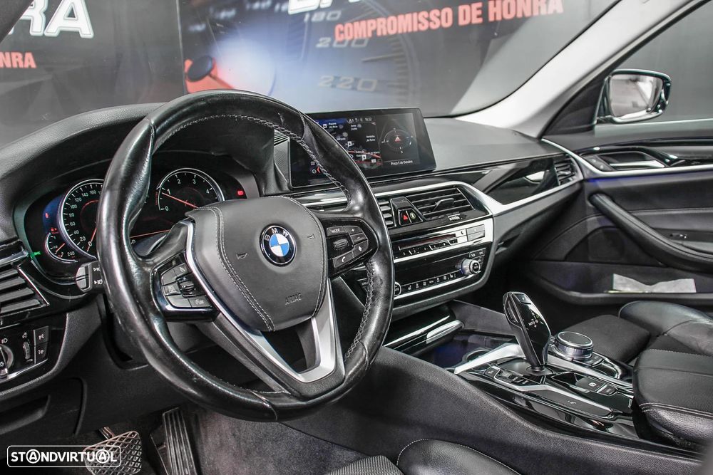 BMW 520 d Touring Aut. Sport Line - 22