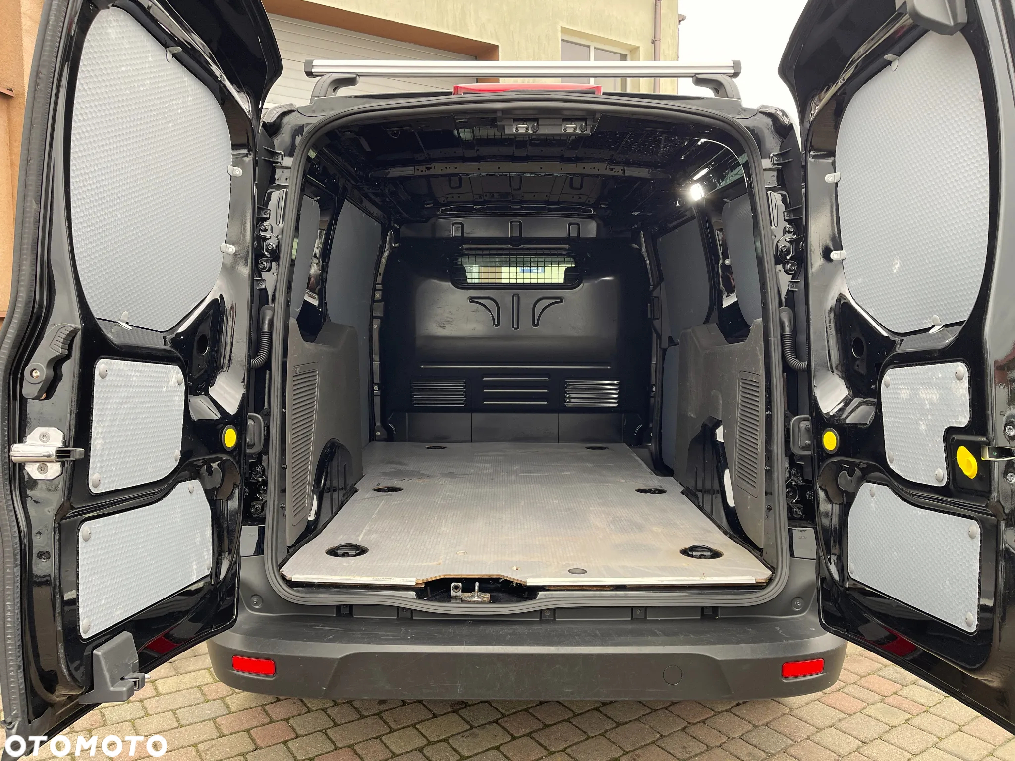 Ford Transit Connect L2H1 - 8