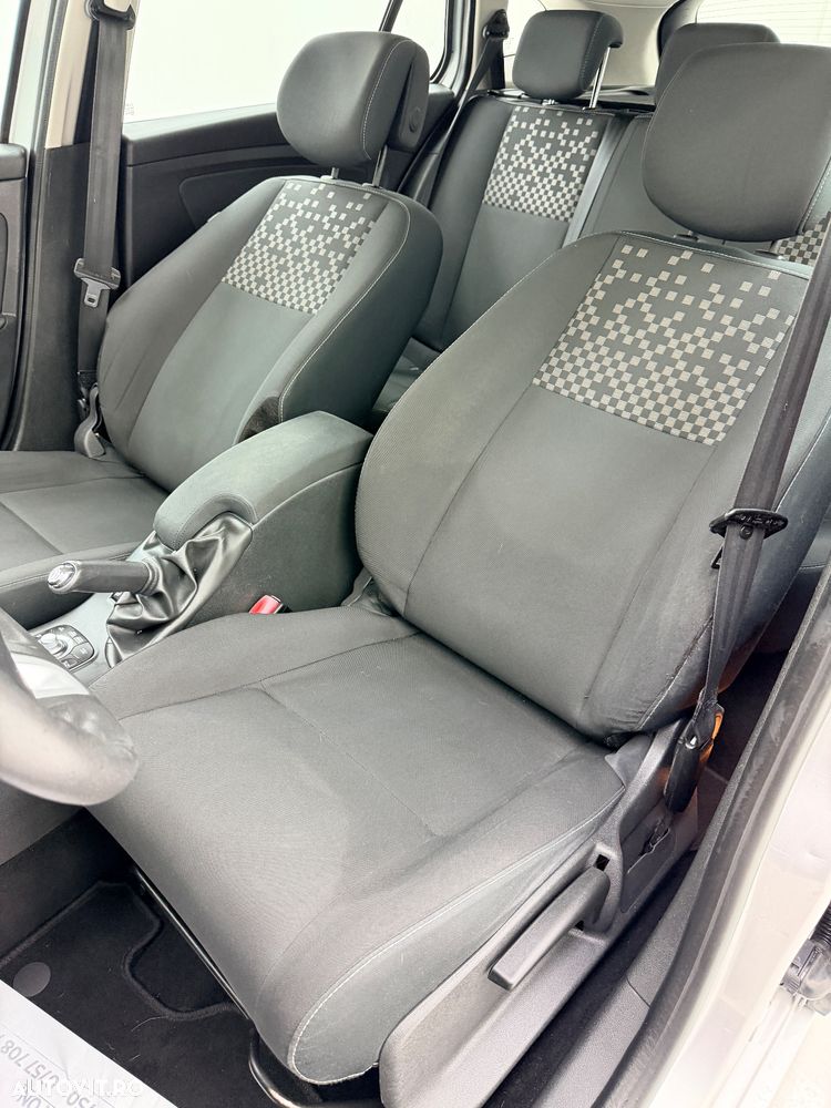 Renault Megane 1.5 dCi Dynamique - 17