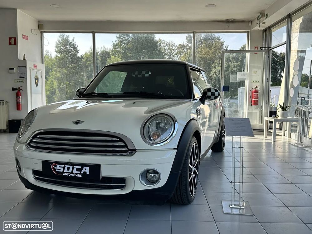 MINI 3 Portas Cooper D - 23