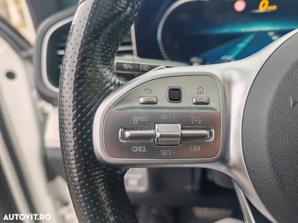 Mercedes-Benz GLE 350 d 4Matic 9G-TRONIC AMG Line - 9