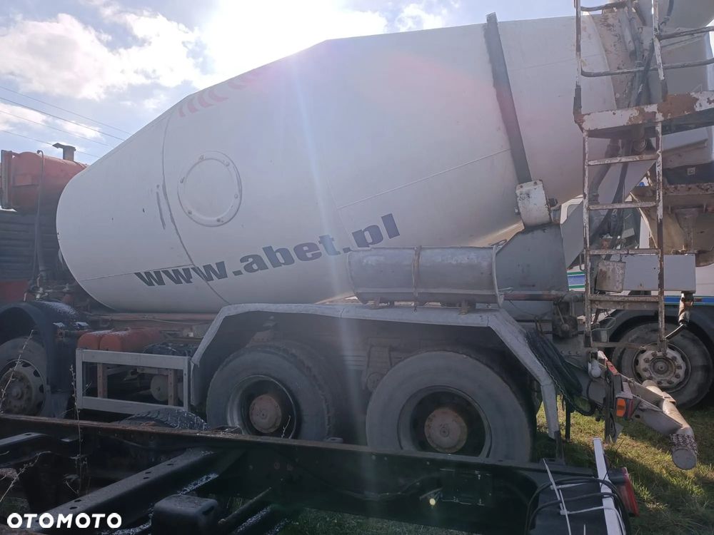 ZABUDOWA GRUSZKA 9M3 LIEBHERR - 7