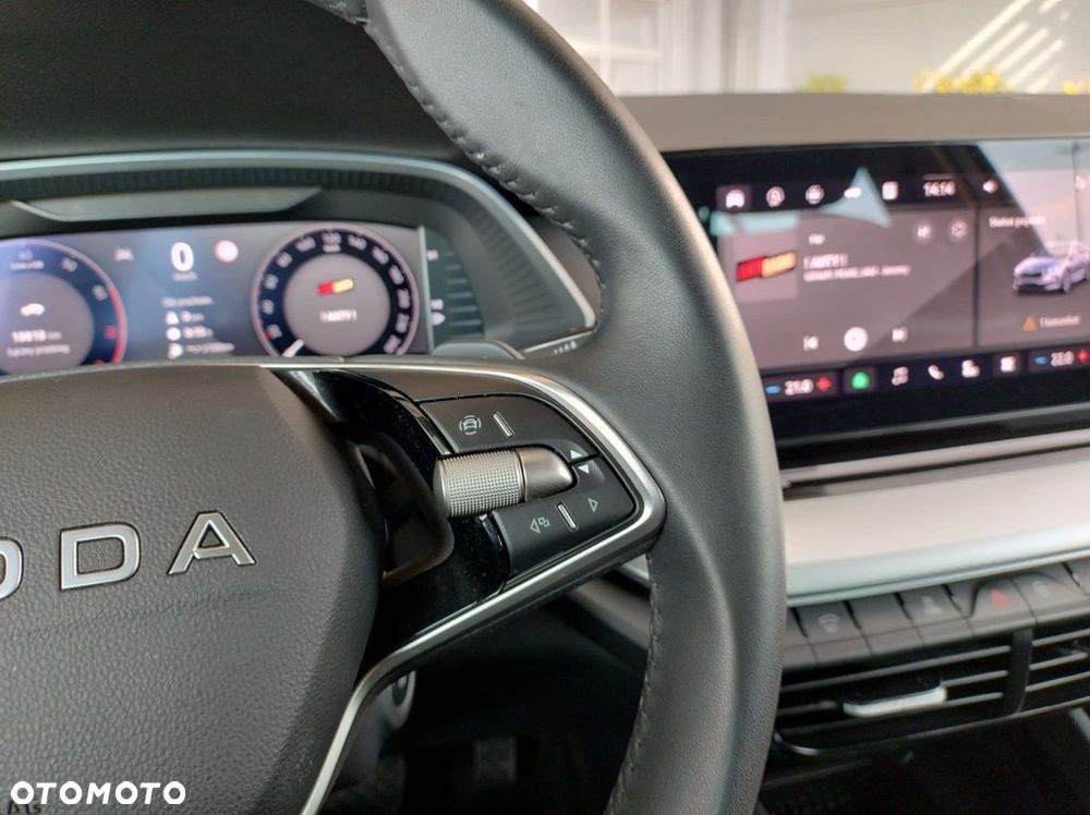 Skoda Octavia 1.5 TSI mHEV Selection DSG - 25