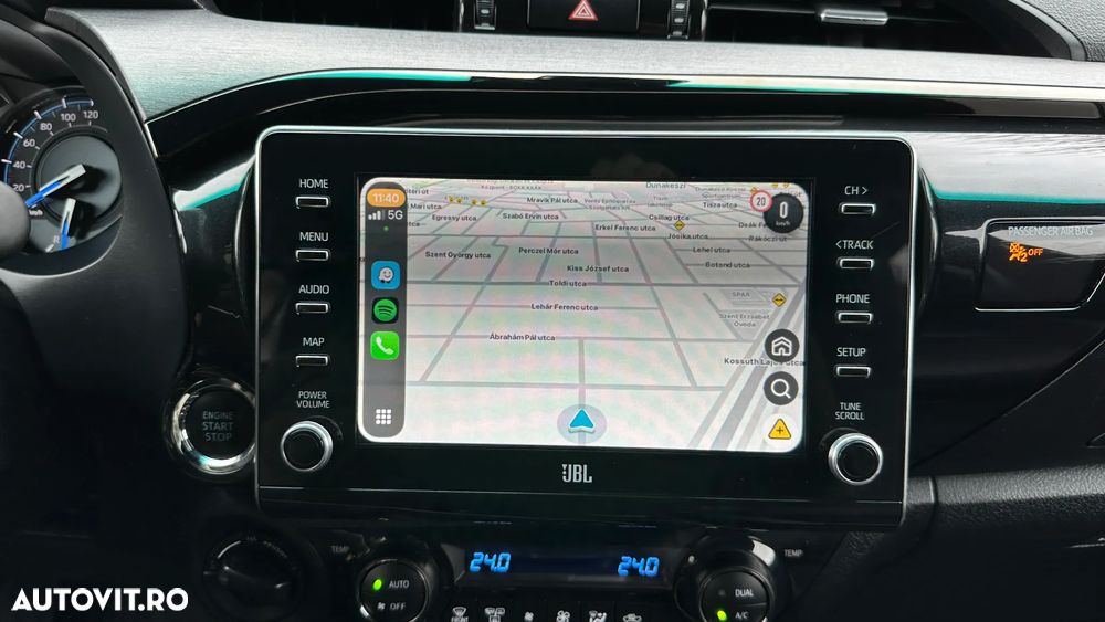 Toyota Hilux 2.8D 204CP 4x4 Double Cab AT Invincible Color Edition - 25