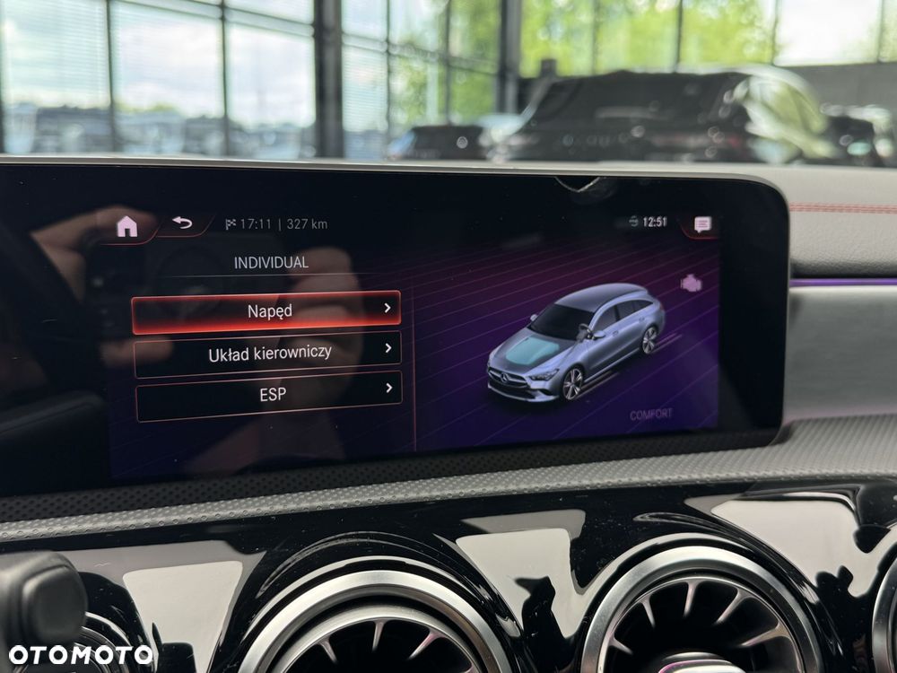 Mercedes-Benz CLA 200 AMG Line 7G-DCT - 36