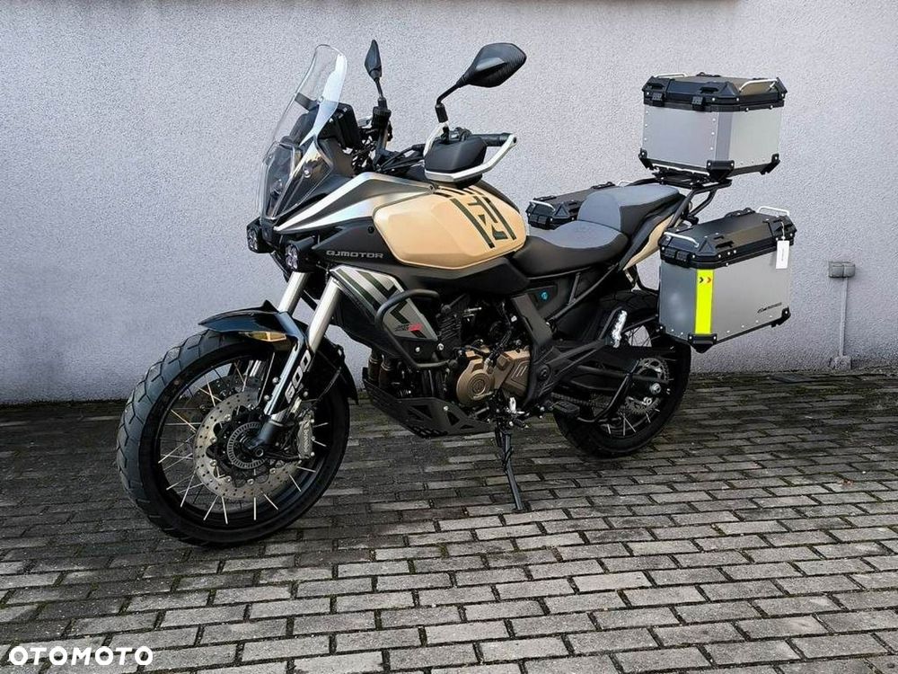 QJMOTOR SRT 600SX - 28