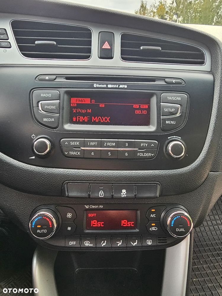 Kia Ceed 1.6 GDI L - 10