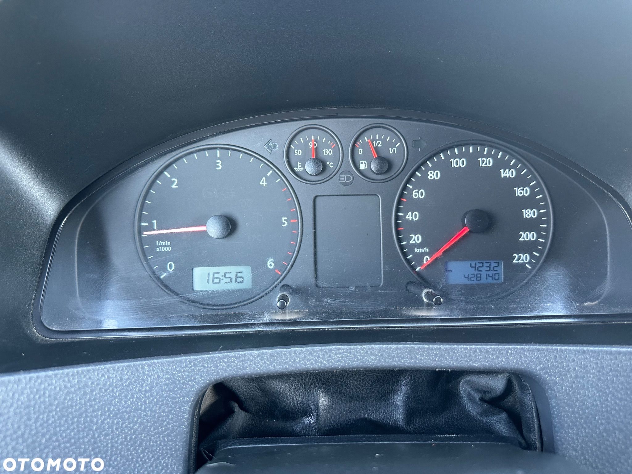 Volkswagen Transporter T5 TDI L1H2 - 12