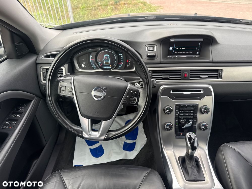 Volvo V70 D5 AWD Dynamic Momentum - 12