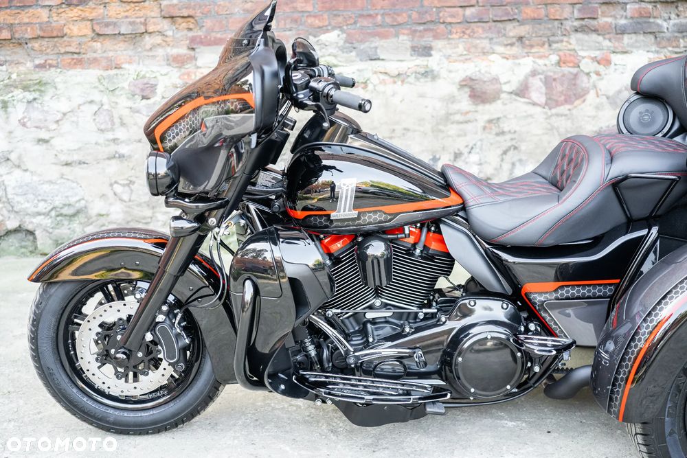 Harley-Davidson Tri Glide - 16