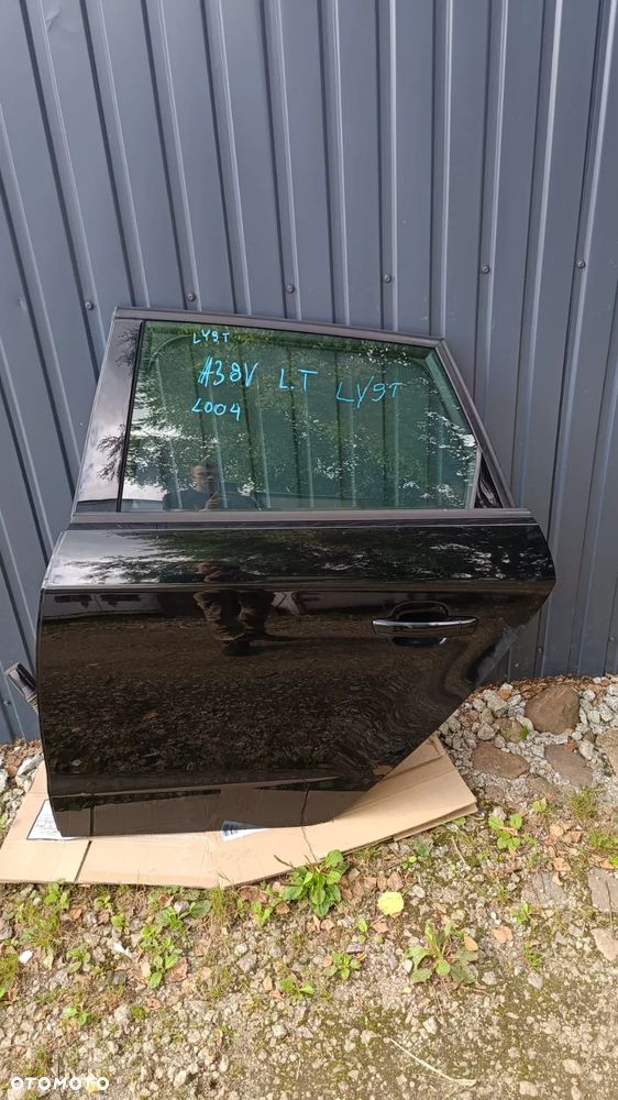 DRZWI PRAWE LUB LEWE  TYŁ TYLNE AUDI A3 8V HB LY9T - 1