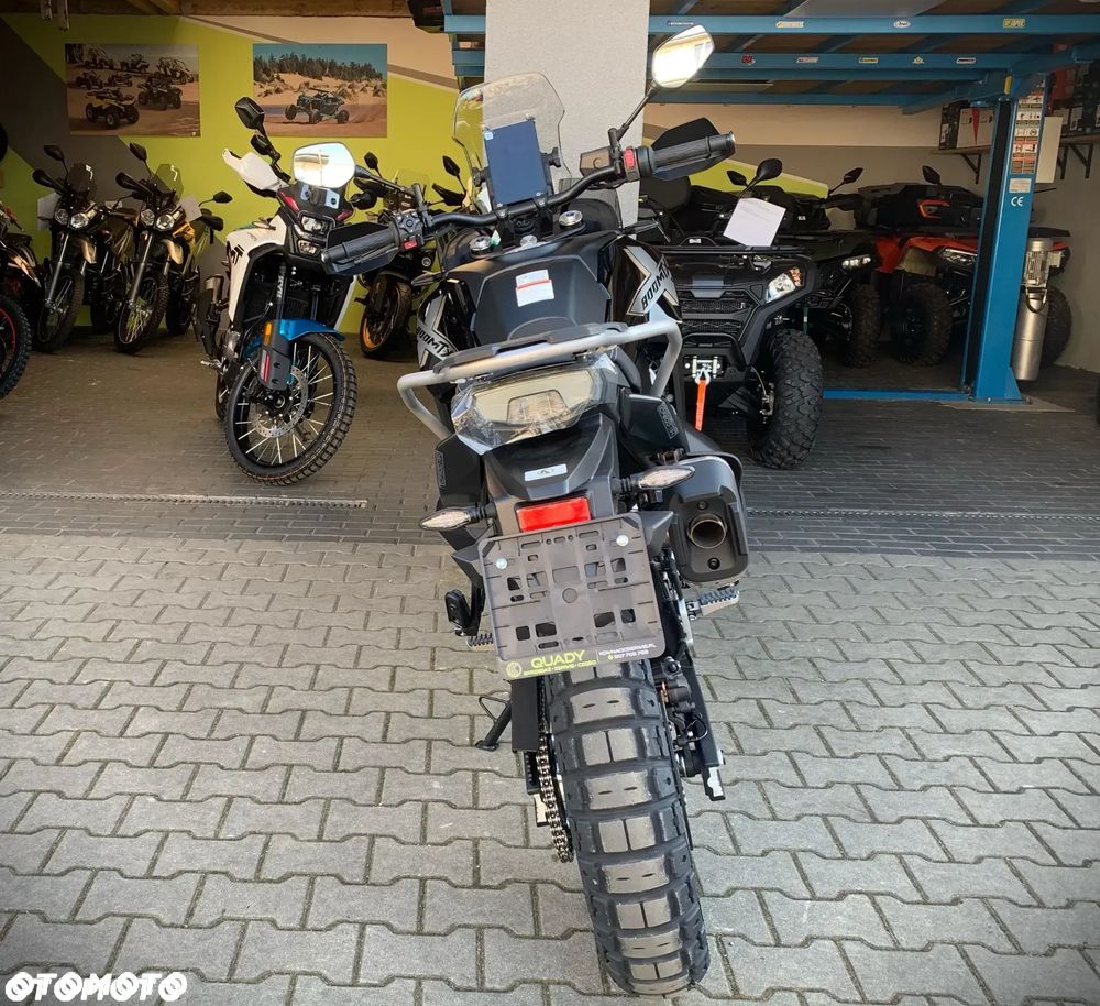 CFMoto MT-X - 4