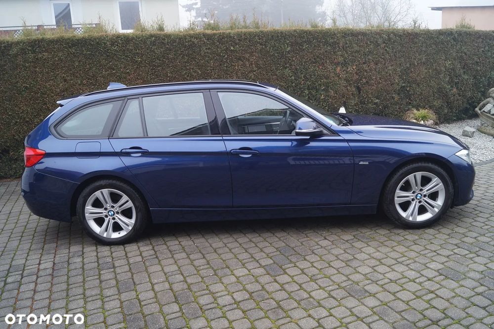 BMW Seria 3 318i Sport Line - 10