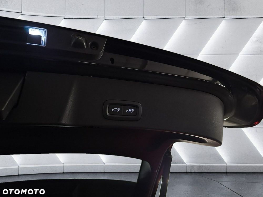 Volvo XC 40 B5 B AWD Ultimate Bright - 17