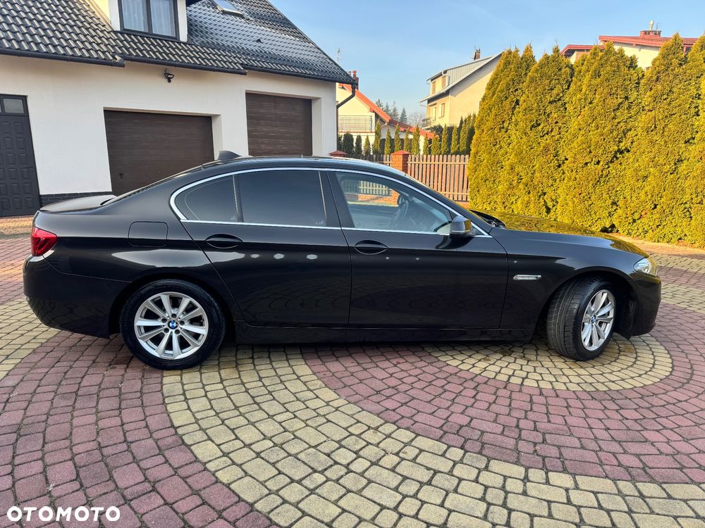 BMW Seria 5 520d Luxury Line - 3