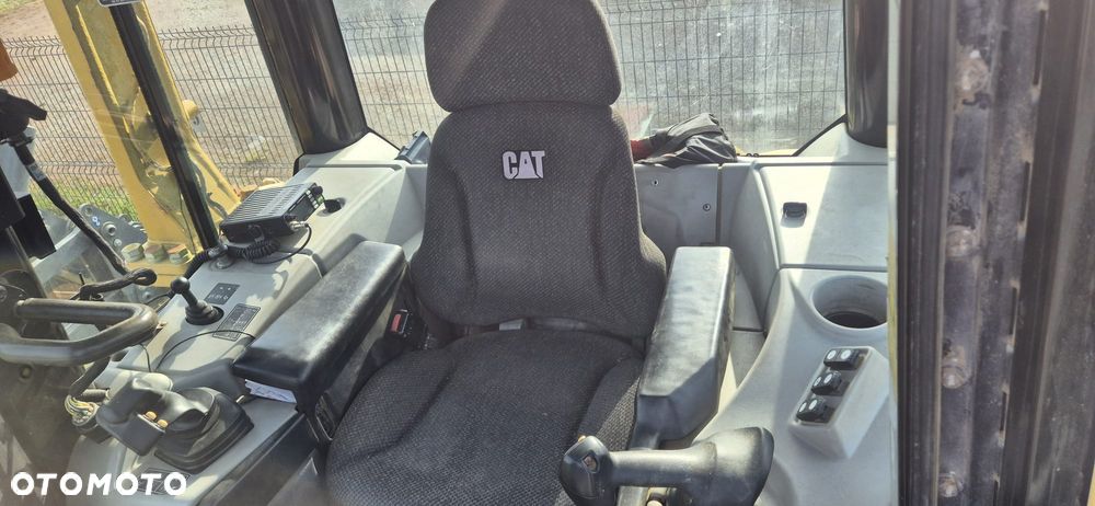 Caterpillar D6N LGP / system niwelacji TRIMBLE 3D / zrywak / - 7
