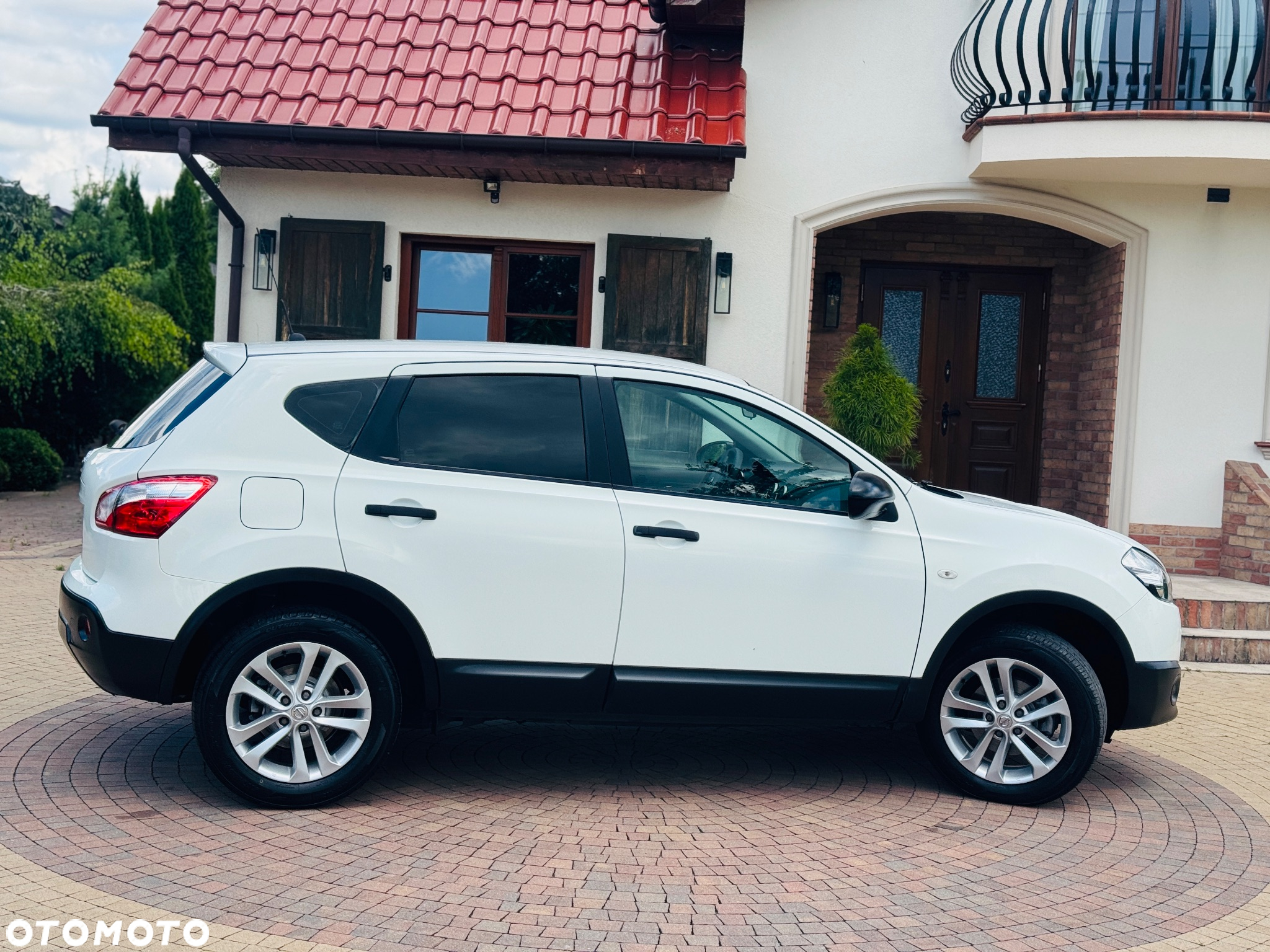 Nissan Qashqai 1.6 visia - 34