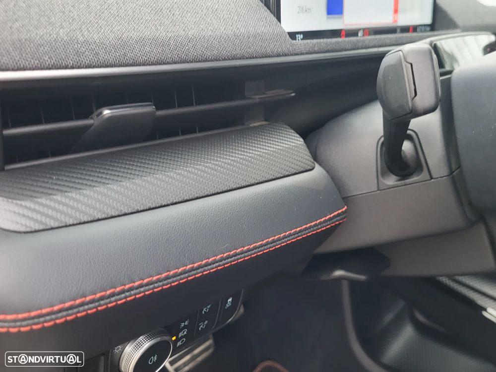 Ford Mustang Mach-E 75.7 kWh Premium AWD - 25