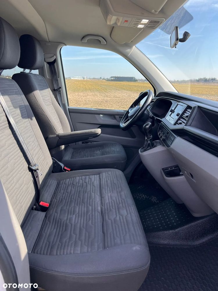 Volkswagen Caravelle 2.0 TDI L2 Comfortline DSG - 11