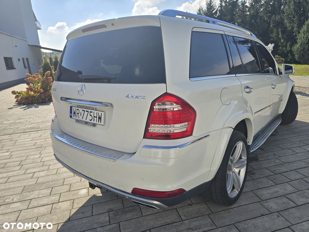 Mercedes-Benz GL 500 - 8