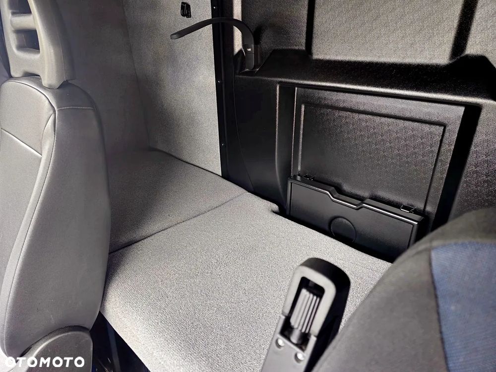 Iveco 72C18 70C18 - 11