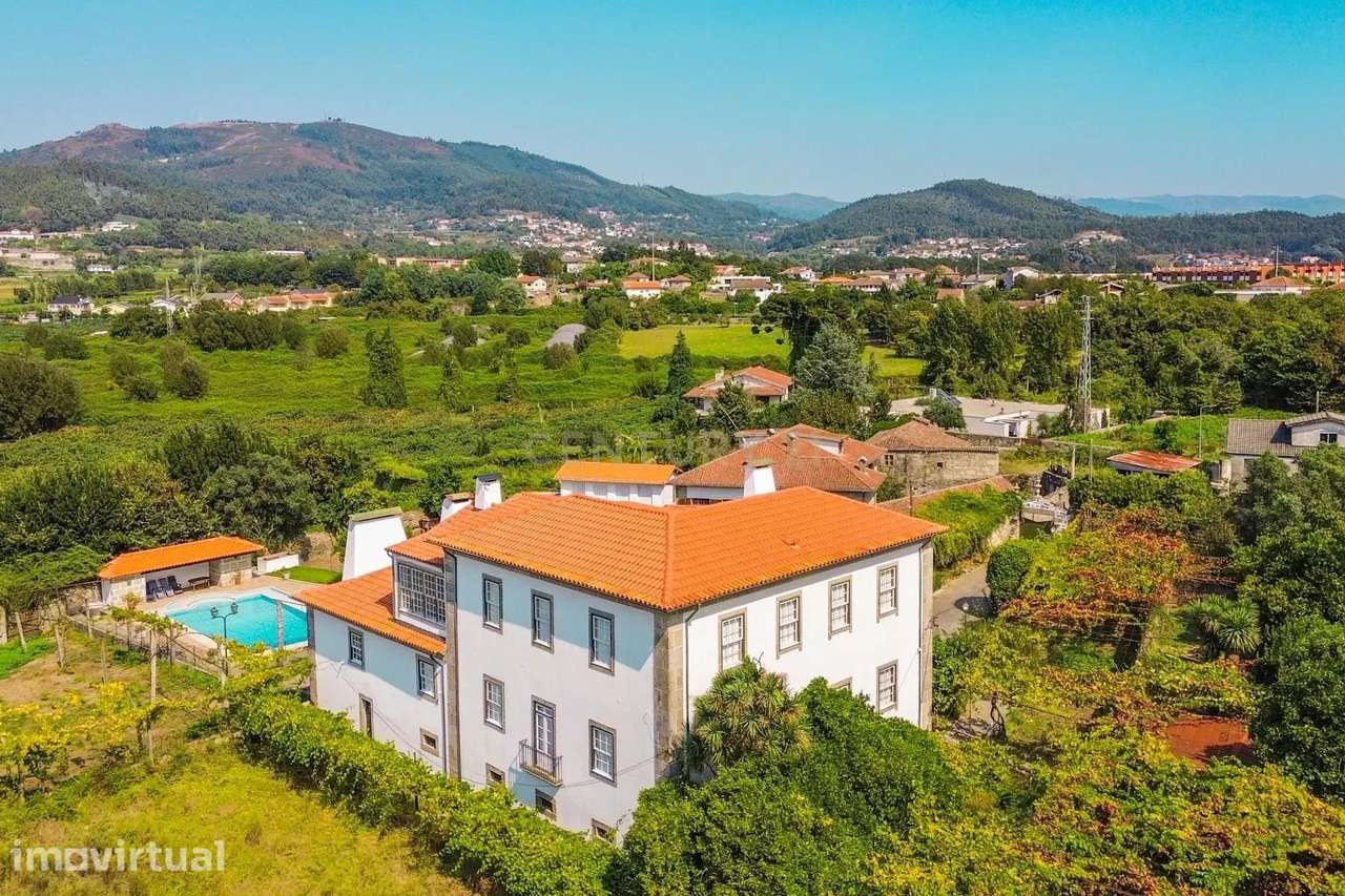 Casa Senhorial com 975 m2 em Amares, Braga - Grande imagem: 3/53