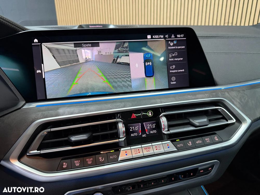 BMW X5 xDrive45e - 35