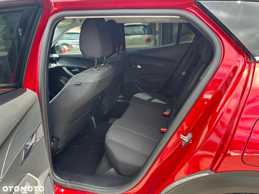 Peugeot 2008 - 9