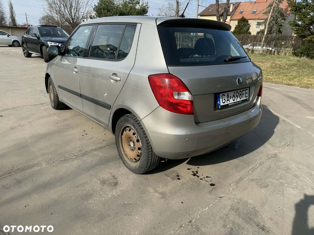 Skoda Fabia - 8