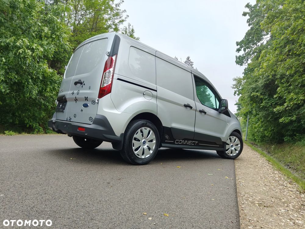Ford Transit connect - 17