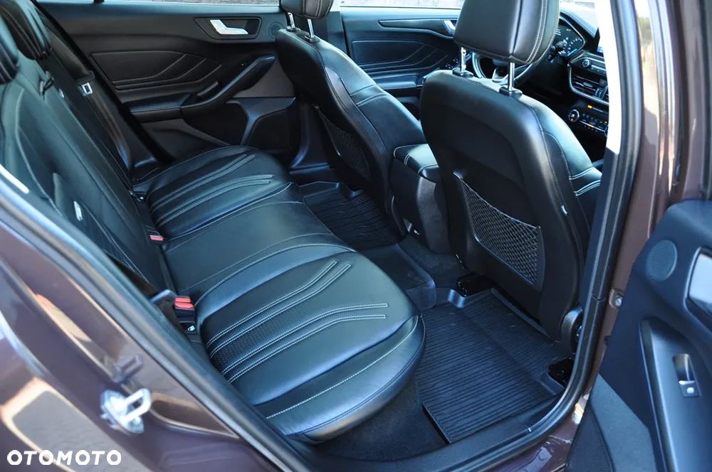 Ford Focus 2.0 EcoBlue Vignale - 29