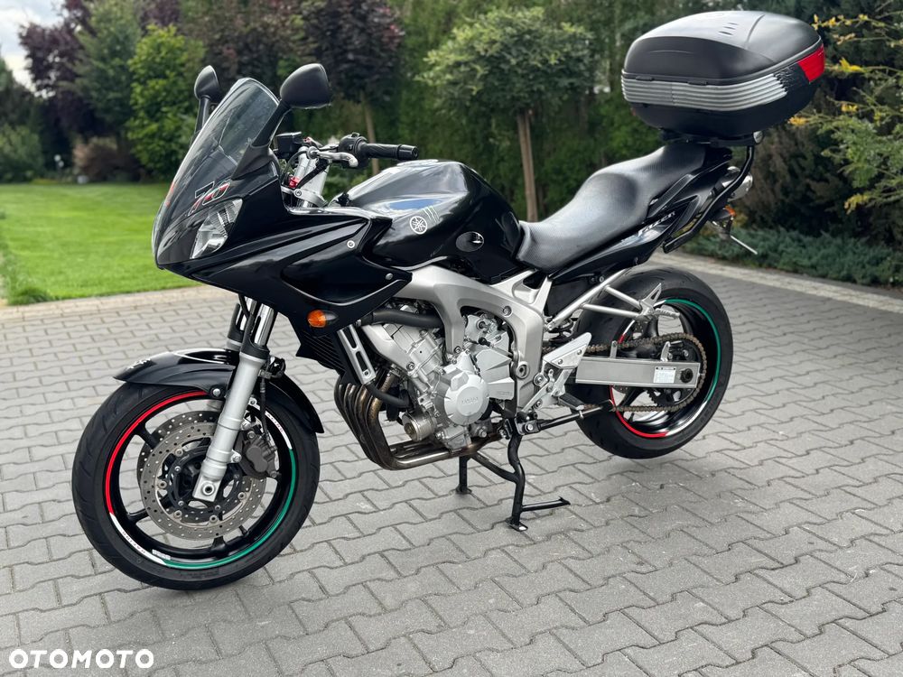 Yamaha FZ6 - 7
