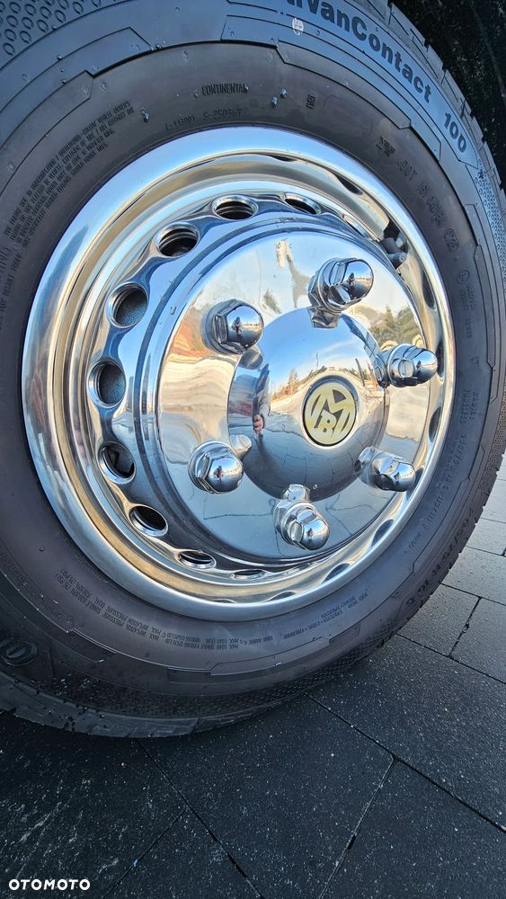 Mercedes-Benz Sprinter 519 - 32