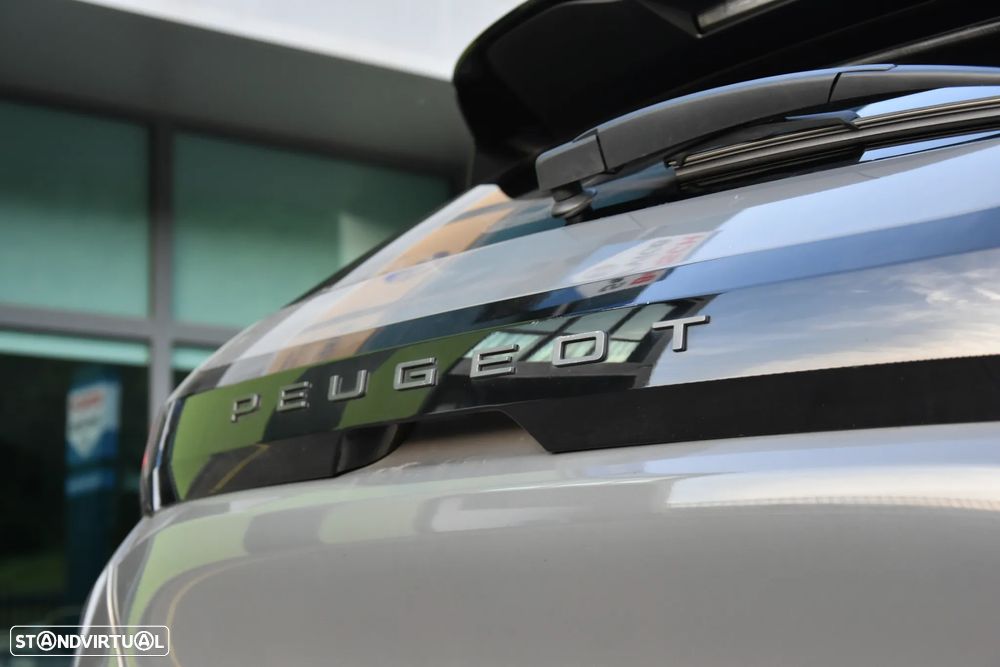 Peugeot 208 1.2 Hybrid Allure e-DCS6 - 7