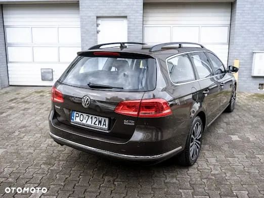 Volkswagen Passat 2.0 TDI Comfortline - 14