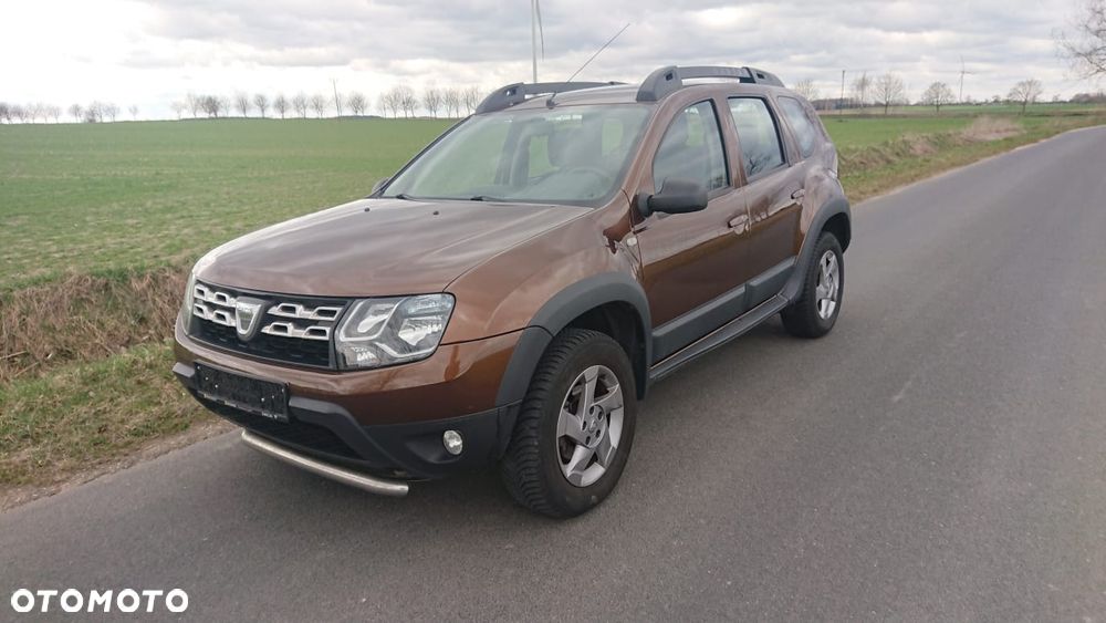 Dacia Duster 1.6 16V 105 4x4 Laureate - 2