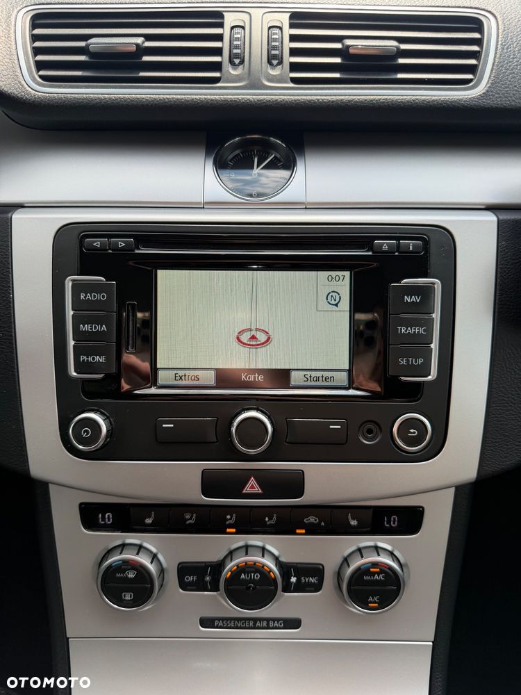 Volkswagen Passat 1.6 TDI (BlueMotion Technology) Comfortline - 17