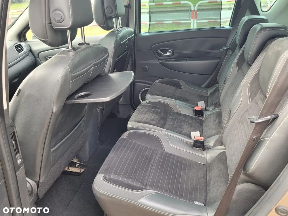 Renault Scenic ENERGY TCe 130 S&S Xmod Bose Edition - 20