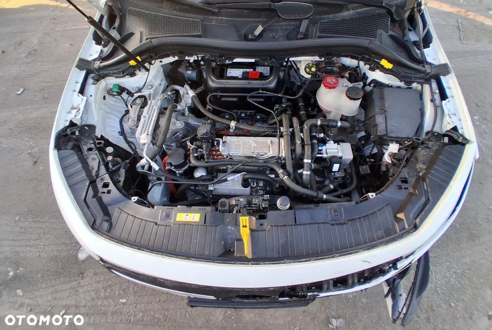 Mercedes-Benz EQA 300 66.5kWh 4-Matic AMG Line - 6